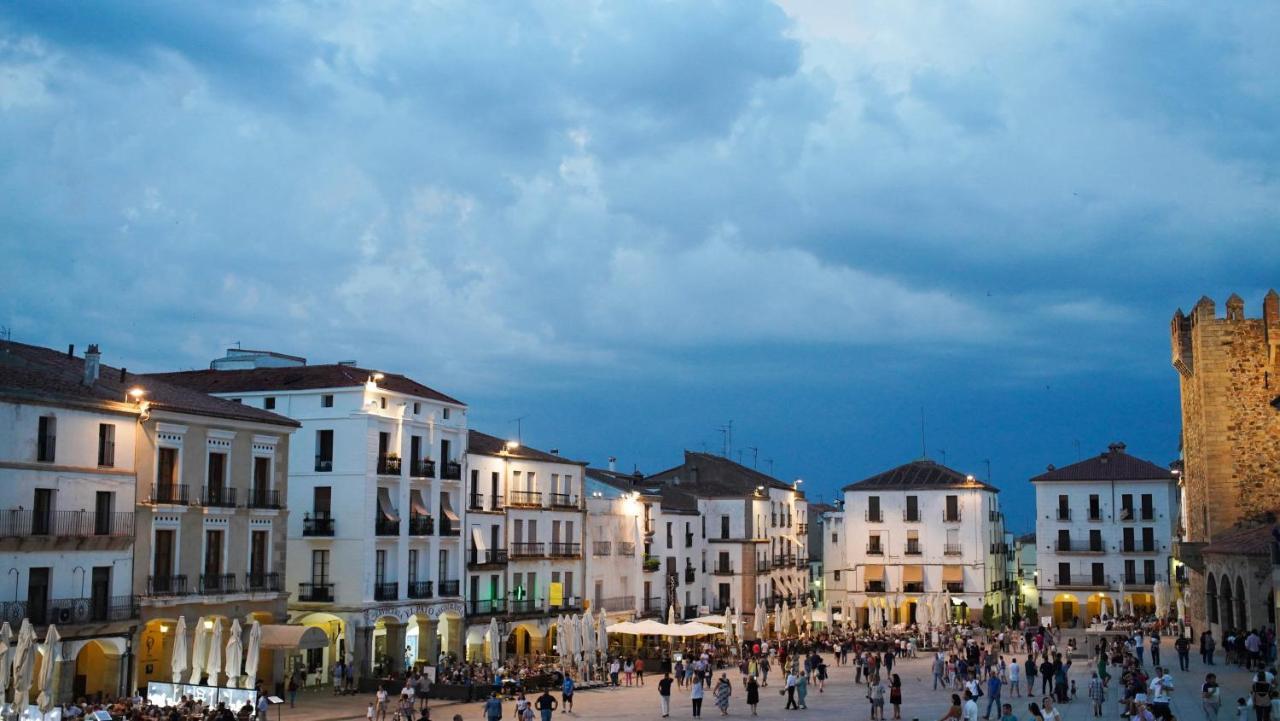 Apartamentos Soho Boutique Plaza Mayor Caces Dış mekan fotoğraf